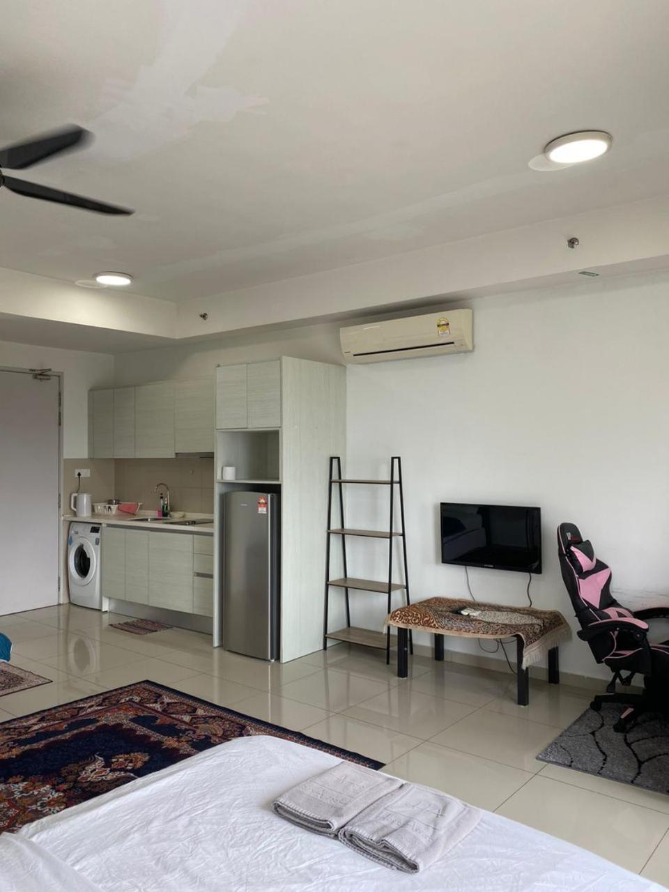 Host Assist Homestay By Ha I-City Shah Alam Bagian luar foto